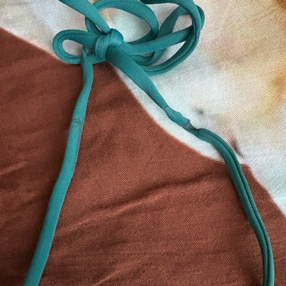 ACACIA TOP - Picture 4 of 6